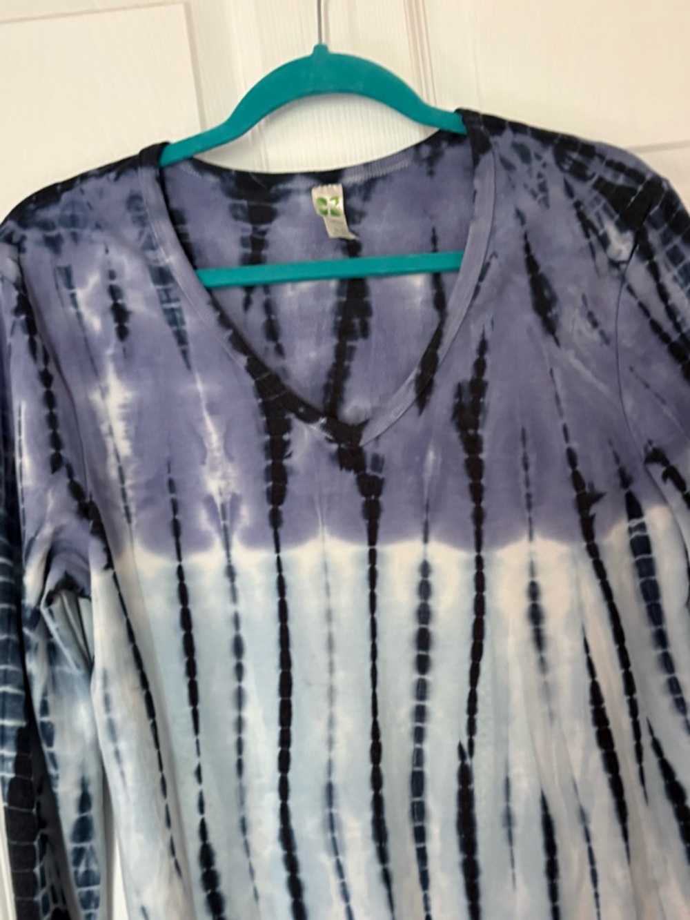 Tie-Dye V-Neck Long Sleeve Top - Purple Blue Boho Lightweight Women’s Shirt XL - Picture 4 of 7